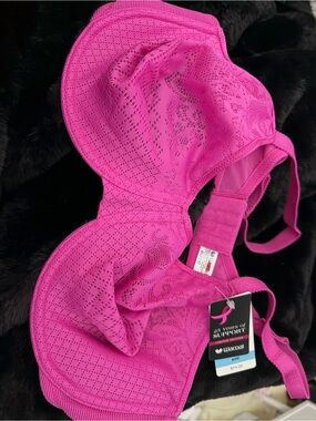 Wacoal Bright Pink Lace Eyelet Bra